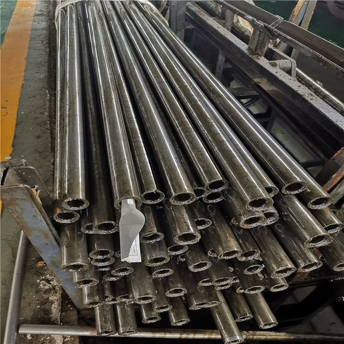 定尺精拔钢管与胶合板的样板图供应